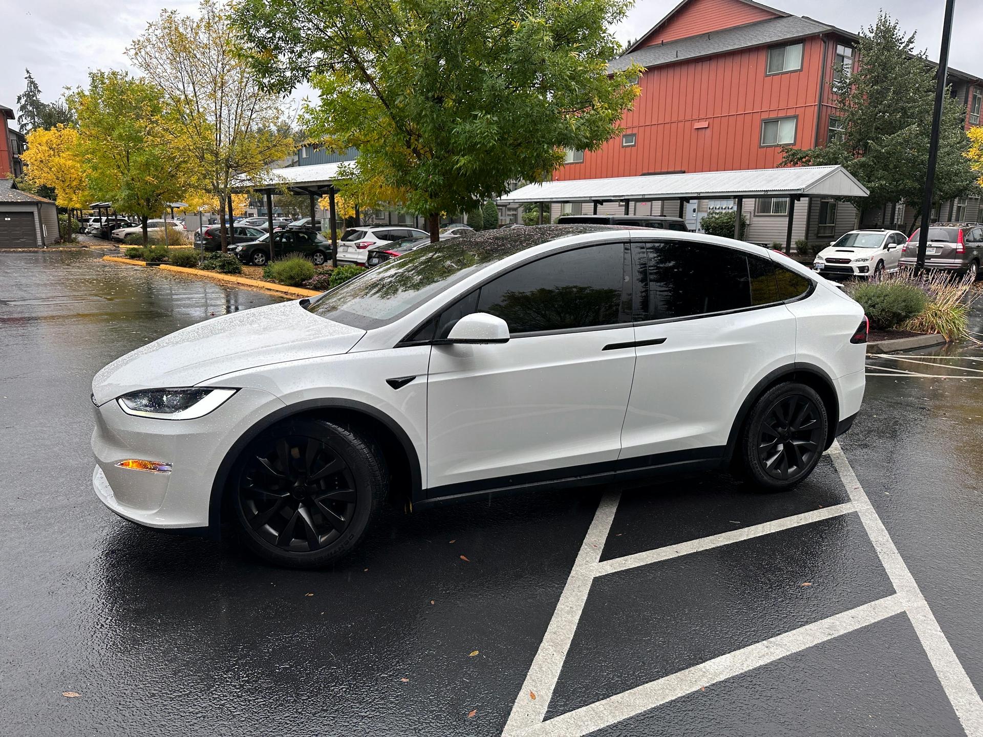 Tesla Model Y İçin En İyi Lastik Önerileri