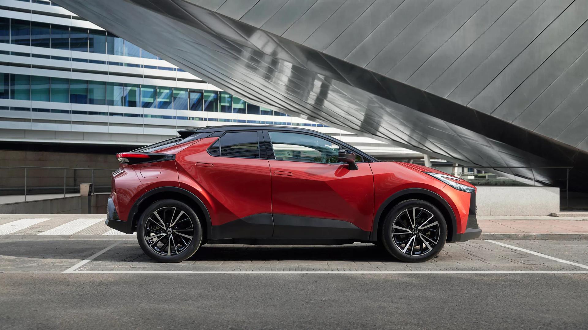 Toyota C-HR Lastik Önerisi: Hibrit Performans ve Teknik Rehber