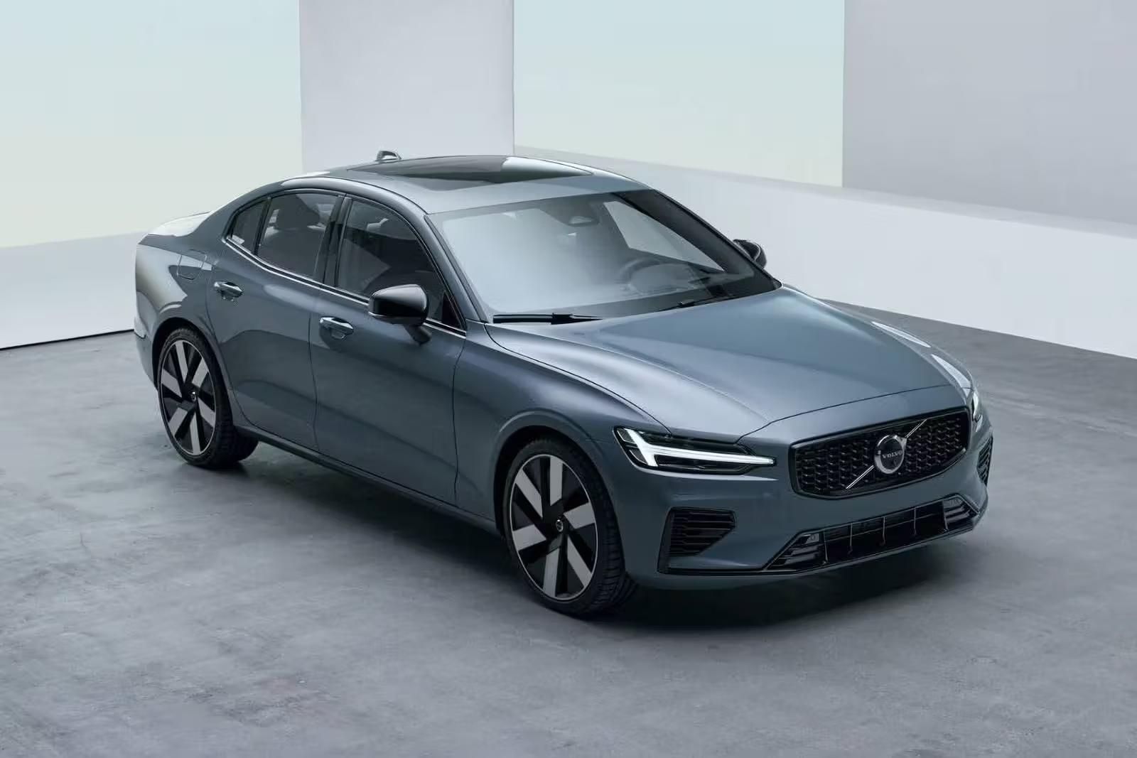 Volvo S60 Lastik Önerisi: Güvenlik ve Konforun Teknik Rehberi